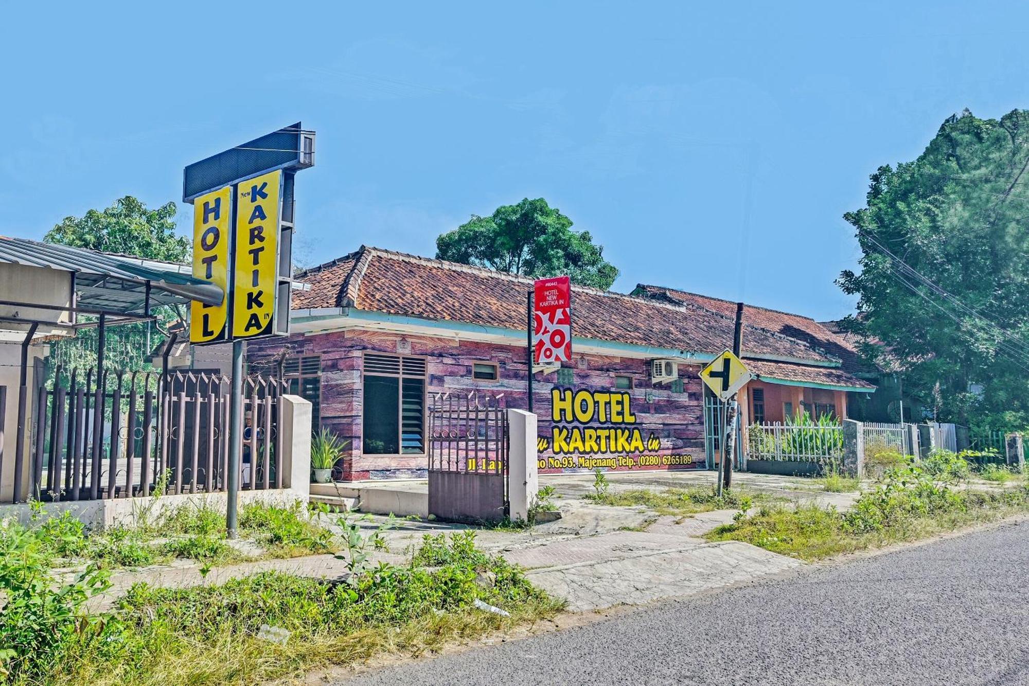 Oyo 90443 Hotel New Kartika In Cilopadang Exteriör bild